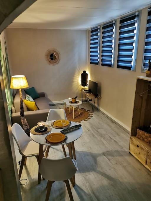 شقة Cozy D'Opale Charmant T1 Bord De Mer Cour Privee Et Clot Wifi 3 Pers Animaux Acceptes Gratuit Berck المظهر الخارجي الصورة